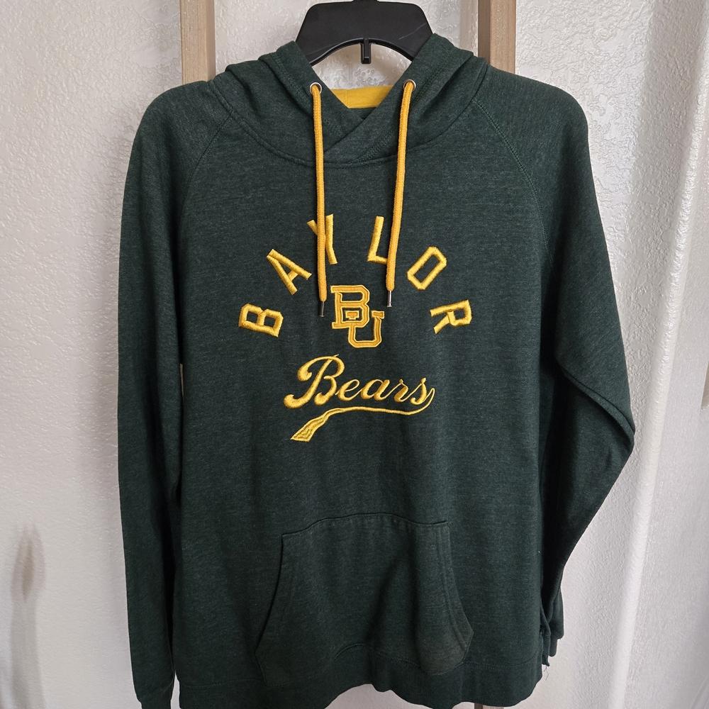 Colosseum Dark Green Baylor Bears Hoodie with Yellow Embroided Details